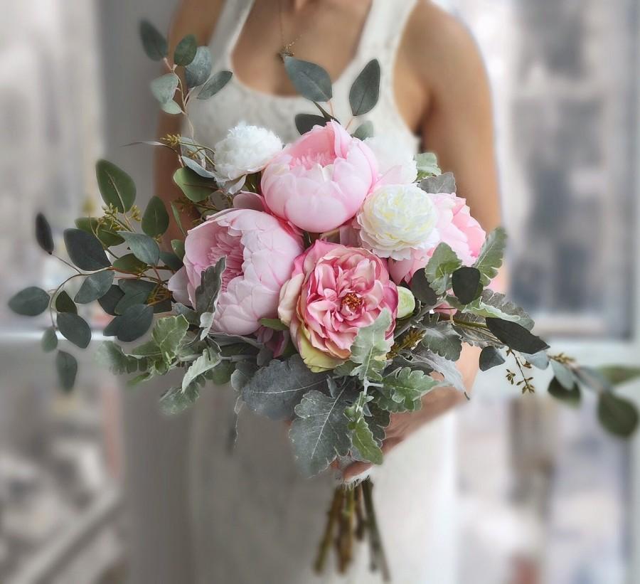 wedding bouquets peonies and roses