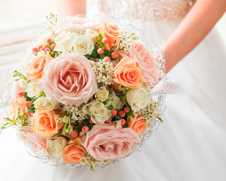 How To Choose Your Bridal Bouquet Socialandpersonalweddings Ie