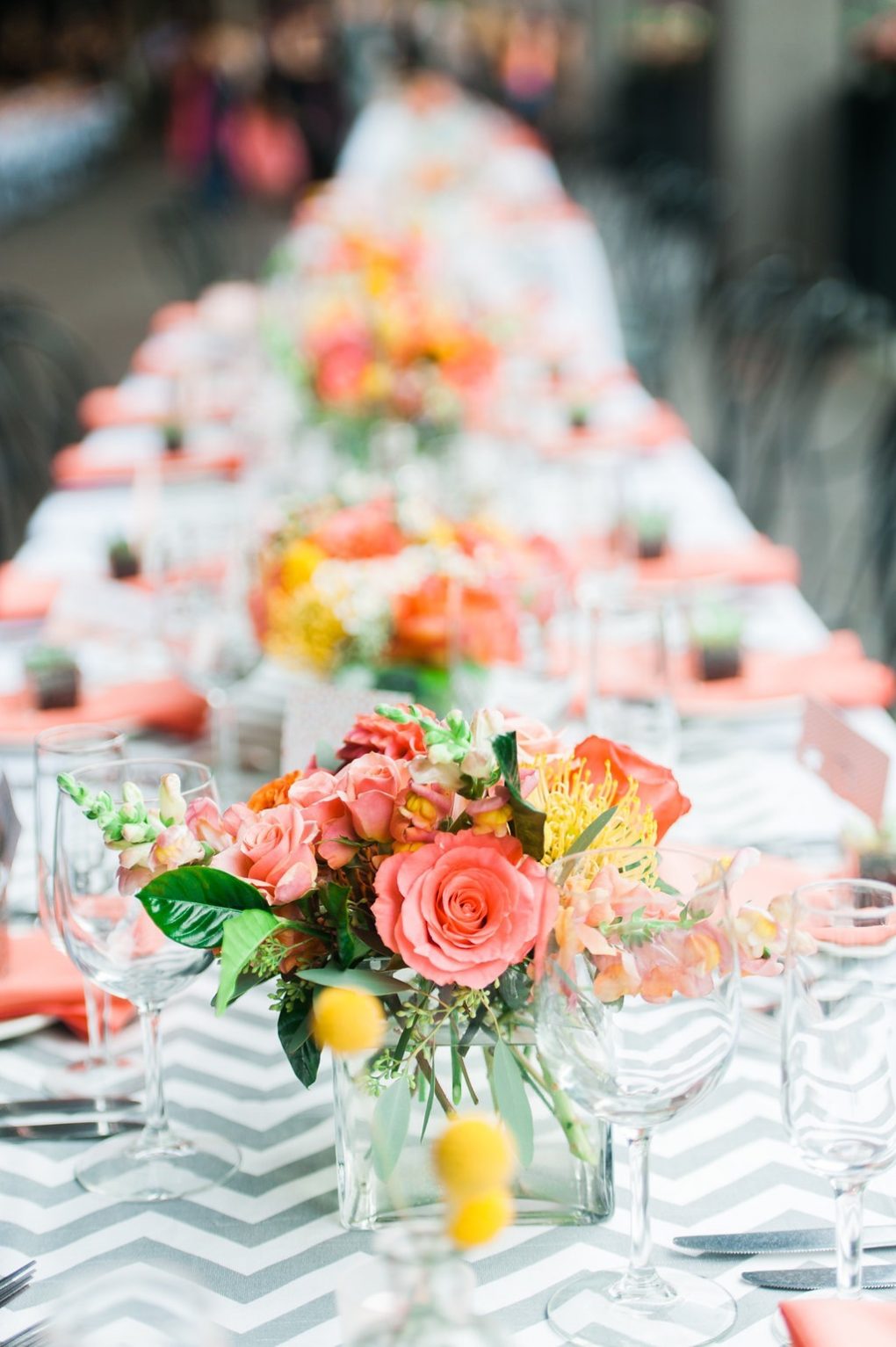 summer tablescape