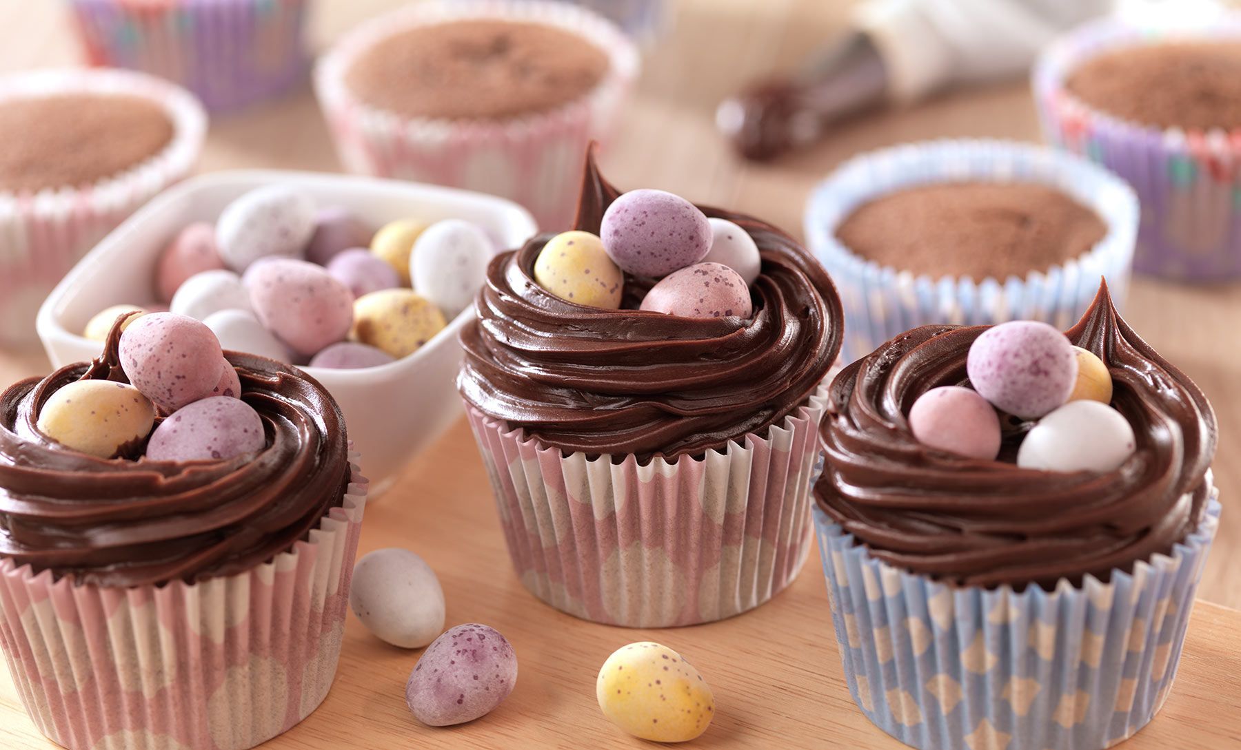 Easter egg cupcakes