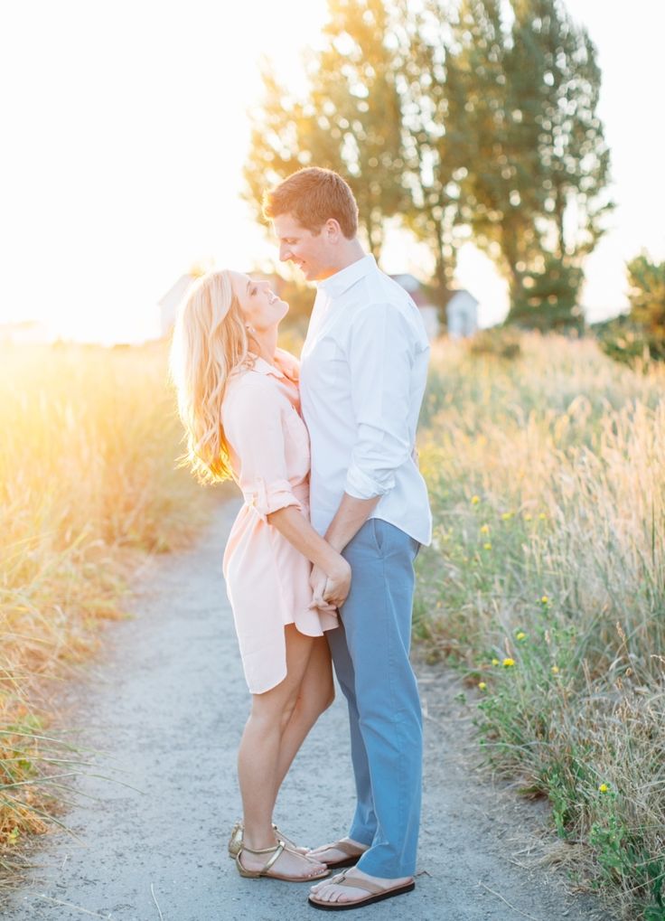 TIPS FOR NEWLY ENGAGED COUPLES | SocialAndPersonalWeddings.ie