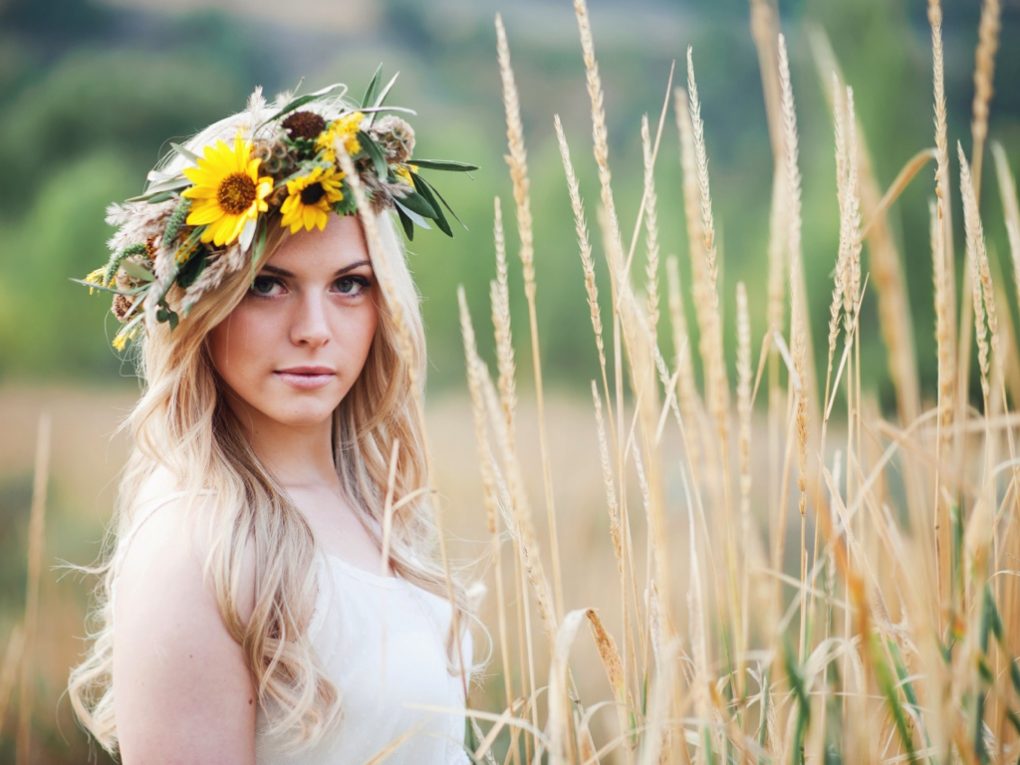 TREND ALERT: SUNFLOWERS | SocialAndPersonalWeddings.ie