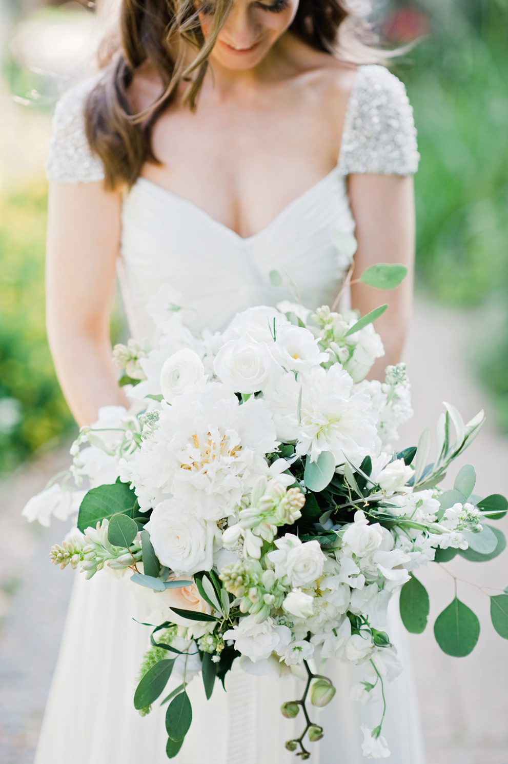 White Peony Bouquet 9225