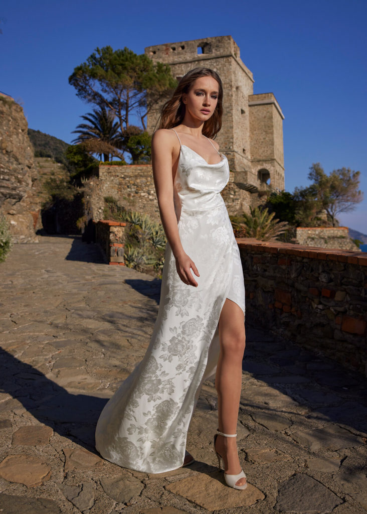 Best Wedding Dresses for Small Bust
