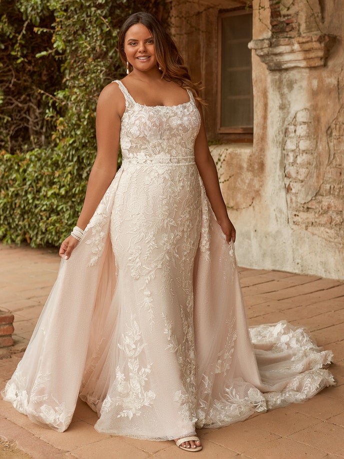 Perfect plus-size wedding dresses to make you the bride you always imagined  - plus… | Lace mermaid wedding dress, Plus size wedding gowns, Wedding  dresses plus size